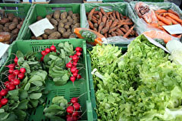 Gemüseauslage auf dem Markt