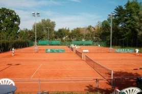 Tennisplatz