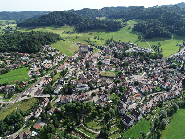Luftaufnahme Bäretswil