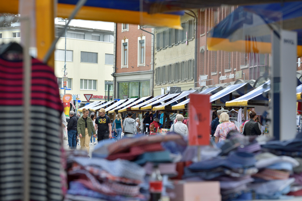 Das Bild zeigt den Schnäpplimarkt