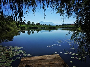 Gütschweiher mit Rige - im tiefem blau