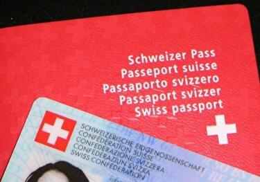 Schweizer Pass, Identitätskarte