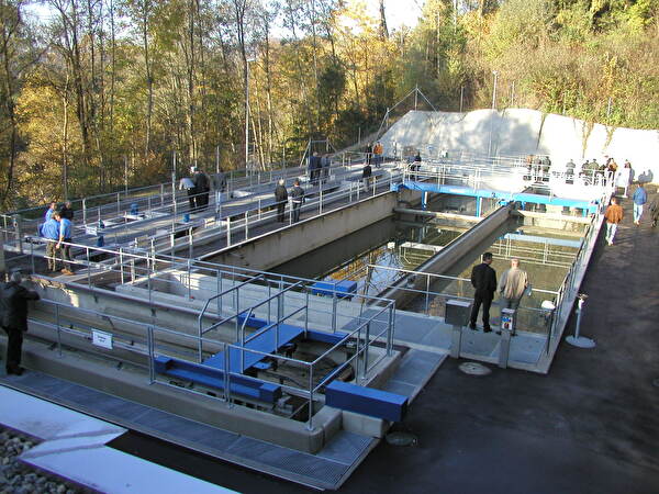 ARA: 1976 erbaut, und2003-2005 saniert. Ab 2029 sollen die Becken als Havariebecken genutzt werden.