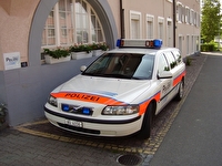 Im Juni 2007 wurde der neue Polizeiposten der Regionalpolizei Unteres Fricktal offiziell eröffnet.