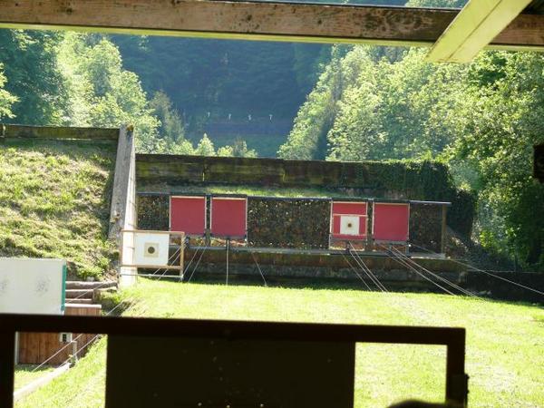 Am 10. Mai 2008 fanden sich die Gemeinderäte von Münchwilen und Stein zu einem familiären Treffen im Schützenhaus ein. Anlass war die Einweihung der neuen Kugelfanganlagen.
