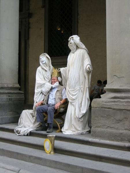Die Krönung des Steiner Sozialministers in Florenz.
