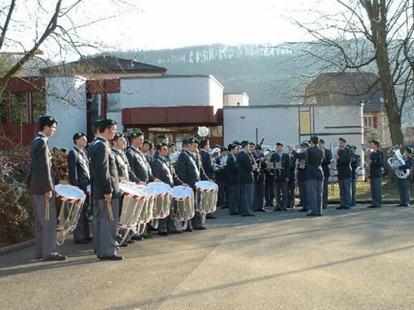 Als Standortgemeinde einer Kompanie mit Durchdiener-Rekruten (Inf DD Kp 1/14-3) durfte Stein am 16. März 2005, bei schönstem Frühlingswetter, das Rekrutenspiel 16-3 zu einem Platzkonzert begrüssen.
