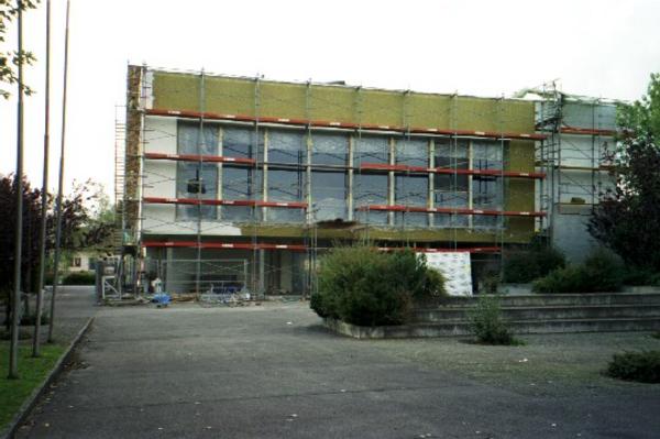 Die Sanierung ist im vollen Gang (im September 2001).
