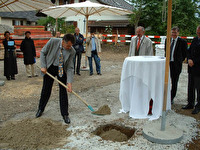 Grundsteinlegung für die Kindertagesstätte 2006.