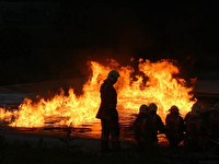 Grosse Brandübung der Stützpunktfeuerwehr Frick 2005.