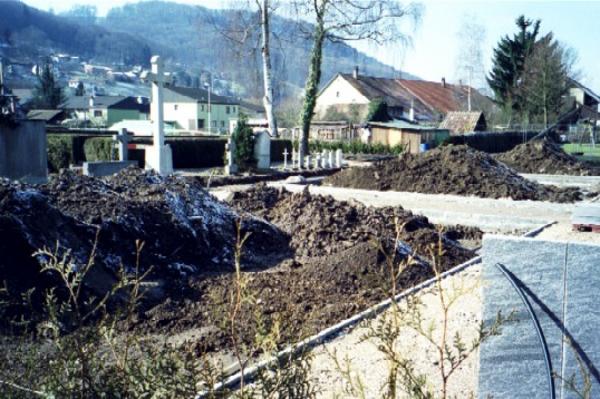 Die neuen Grabfelder nehmen langsam Gestalt an.
