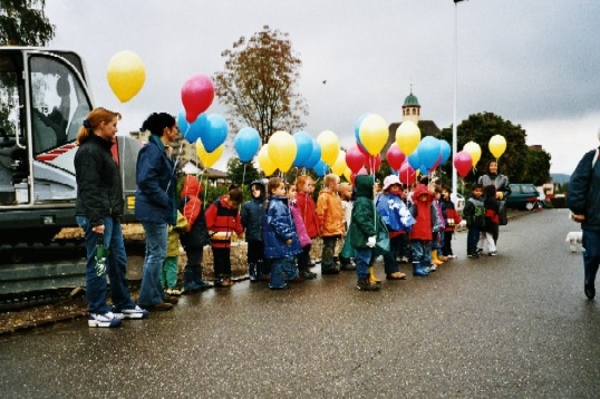 Nun mit Luftballons ausgerüstet.