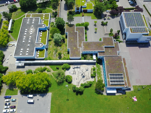 Schulanlage Brotkorb