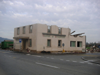 Im Spätherbst 2005 wurden die Gebäude des Gasthauses Kreuzstrasse abgerissen.