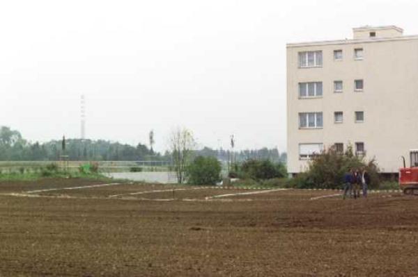 Die bisherige Schrebergartenanlage beim Friedhof muss dem Dreifachkindergarten weichen. Die neue Familiengartenanlage befindet sich zwischen der Brotkorbstrasse und der Münchwilerstrasse.
