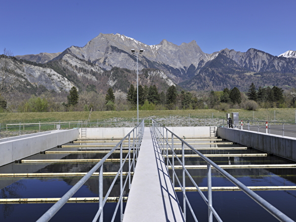 Das gereinigte, saubere Wasser wird am Schluss in den Rhein geleitet