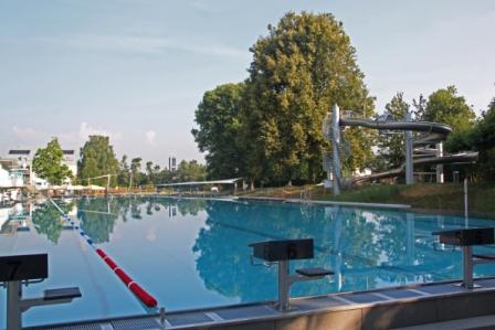  Freibad Fondli