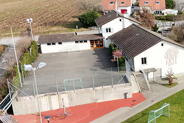 Hartplatz Schulhaus Ohringen