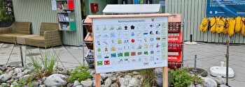 Kommunikationstafel in der Badi