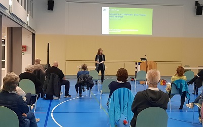 Teilnehmende während des Referats