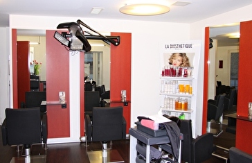 Innenansicht Salon Enz