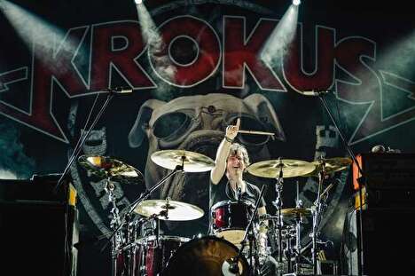 Flavio Mezzodi, Drummer bei Krokus