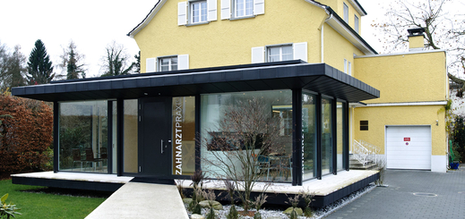 Praxisgebäude