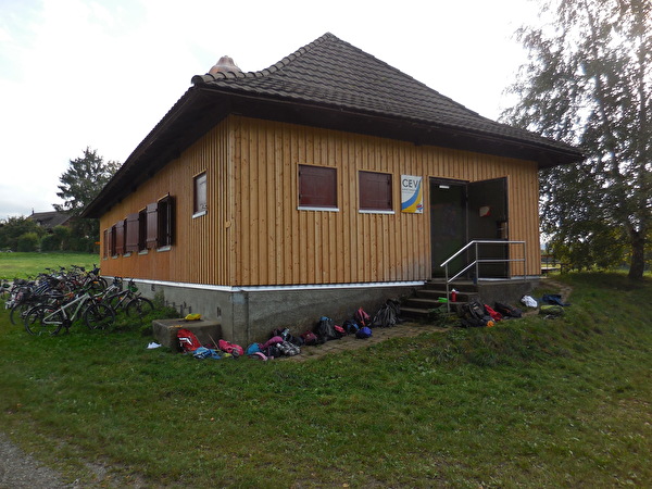 Nach über einjähriger Projektierungs- und Bauzeit strahlt das Cevi-Haus in Seegräben in neuem Glanz