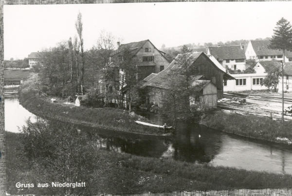 Die Goldleistenfabrik war noch einstöckig.