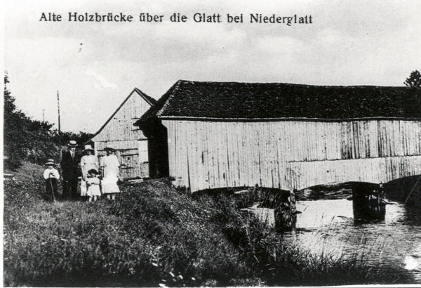 Gemäss Zehntenplan müssen 1765 bereits zwei Brücken gestanden haben.