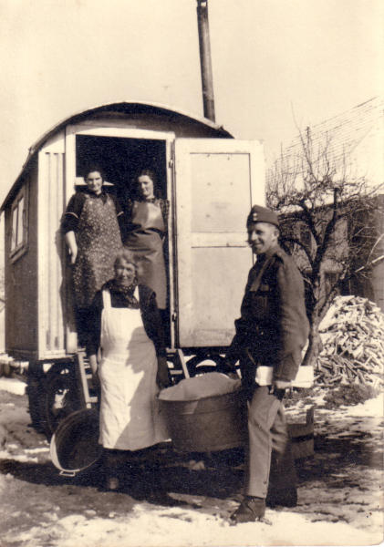 Foto 1942
Wöschwagen in Nöschikon