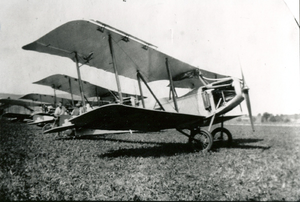 Doppeldecker-Flugzeug