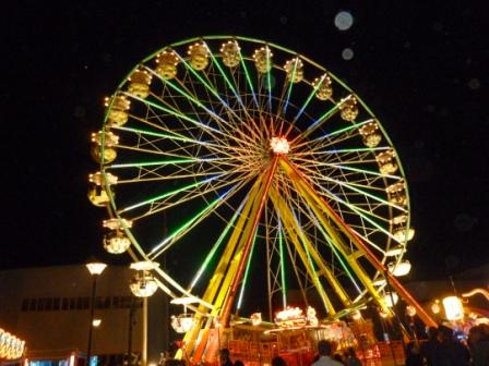 Riesenrad bei Nacht