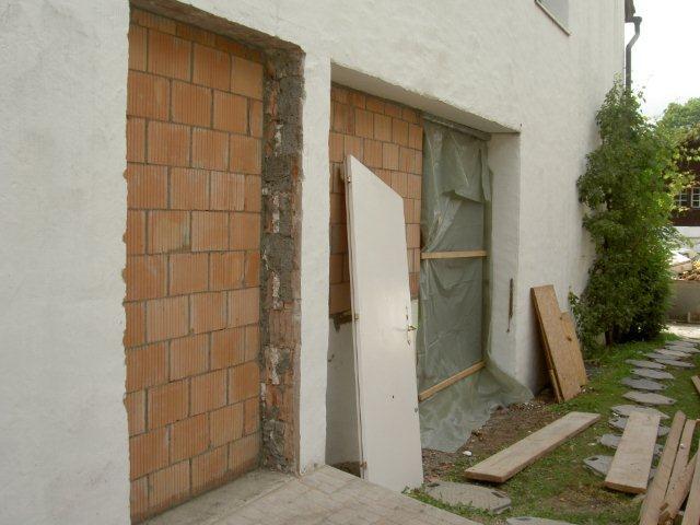 Aufgrund der neuen Büroeinteilung verschiebt sich der Eingang bei der Westfassade.