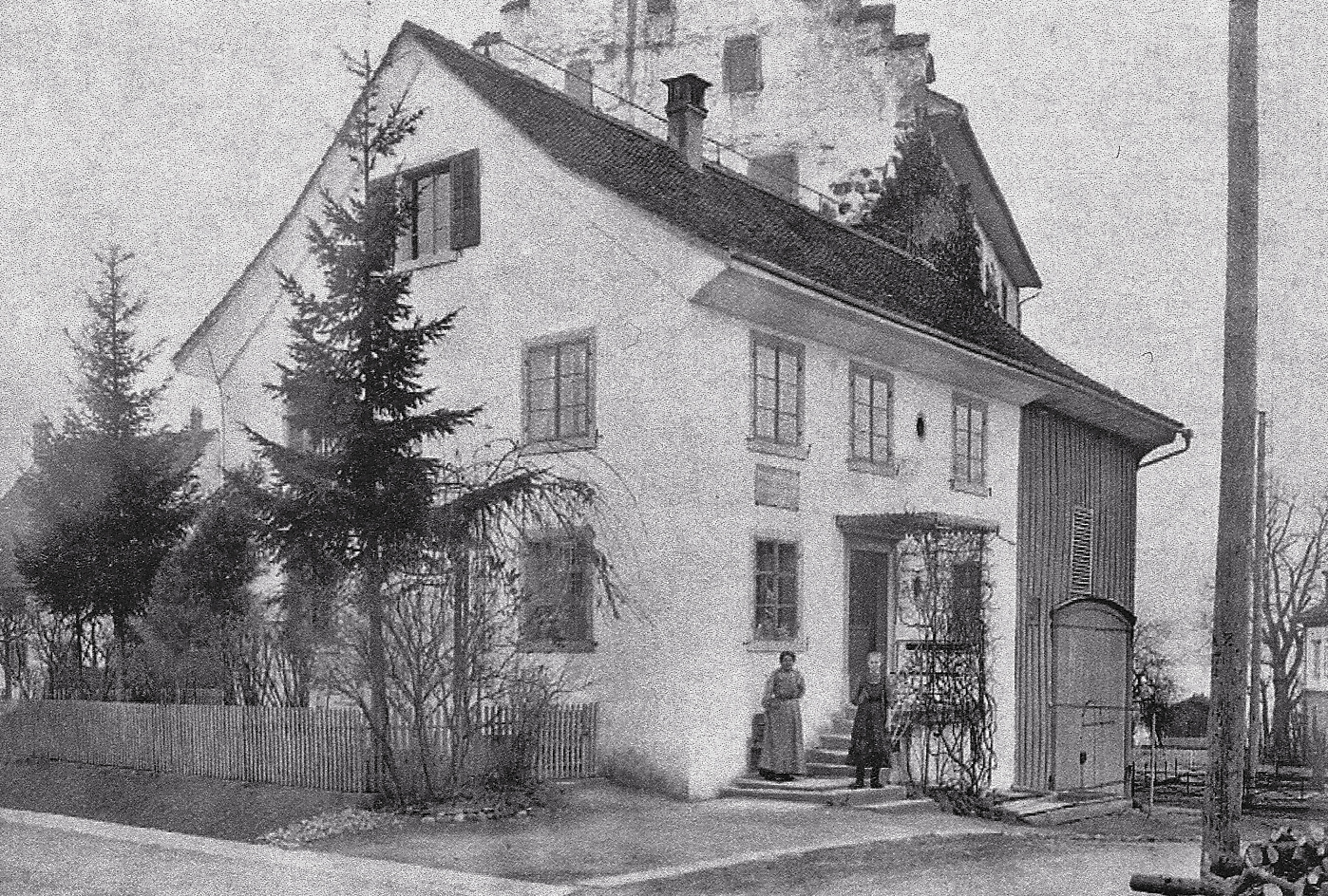 Einst ein Stoffladen, wurde er vor 100 Jahren von Olga Wolfensperger in den «Konsum» umgewandelt.