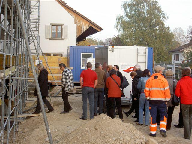 Erste Besichtigung durch geladene Gäste am Aufrichtefest.
