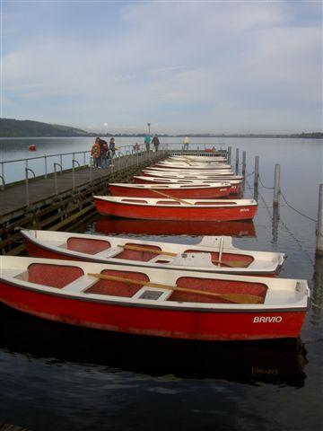 Boote zum vermieten gibt es in Niederuster und Greifensee.
