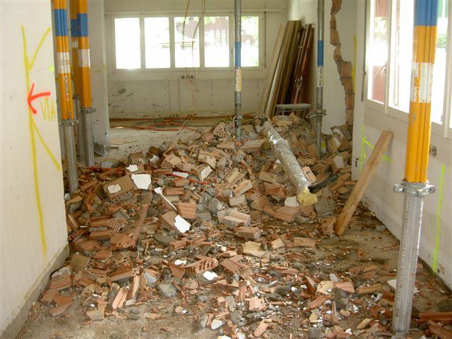 Hier war mal das Büro des Steuersekretärs und der Lagerraum.
Neu wird hier ein Teil des Finanzamtes entstehen.