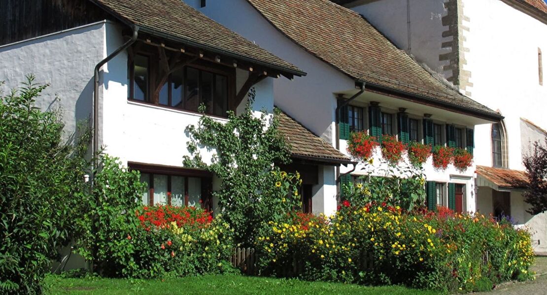 Gemeindehaus Kirche Sommer
