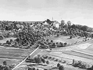 1925 gab es rings um das Städtchen Greifensee nur Obstbäume, Wiesen und Äcker. 