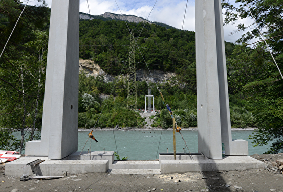 Pylons erstellt, Blick Richtung Haldenstein