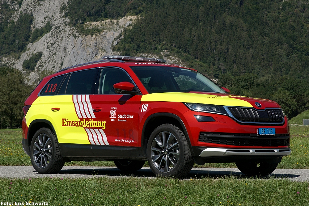 Jahrgang: 2019
Typ: Skoda Kodiaq 4x4
Motor: 190 PS
Getriebe: Automatik DSG
Höhe: 1.75 Meter
Länge: 4.71 Meter
Breite: 1.90 Meter
Gewicht: 2.4 Tonnen
Verwendung: Einsatzleitfahrzeug
Beladung: Wärmebildkamera, Mehrstoffmessgerät, Sibox, iPad, Feuerlöscher, Digitalkamera, Signalisationsmaterial, div. Schlüssel, Funkgeräte.