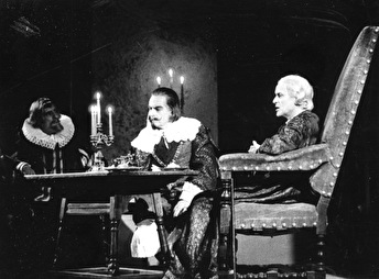 Jörg Jenatsch wurde immer wieder auch fürs Theater entdeckt. Seit 1849 folgten fast 20 Dramatisierungen des Stoffes.