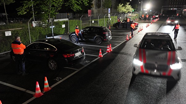Grosskontrolle der Stadtpolizei Chur