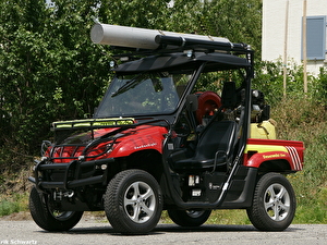 Jahrgang: 2005
Typ: Yamaha 4x4
Motor: 1 Zylinder 33 PS
Getriebe: Variomatik
Gewicht: 907 Kilogramm
Höhe: 2.2 Meter
Breite: 1.45 Meter
Länge: 3.0 Meter
Verwendung: Kleinlöschfahrzeug Beleuchtungsfahrzeug, Brandbekämpfung in engen Gassen und unwegsamen Gelände