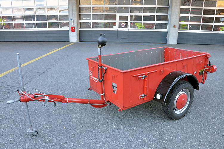 Universalanhänger klein

Einsatzzweck
- Transport von Einsatzmaterial