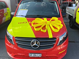 Jahrgang: 2023
Typ: Mercedes Benz Vito Tourer
Motor: 4 Zylinder Diesel, 190 PS
Getriebe: Automatisiertes Schaltgetriebe
Höhe: 2.00 Meter
Verwendung: Materialdienst, Personentransport