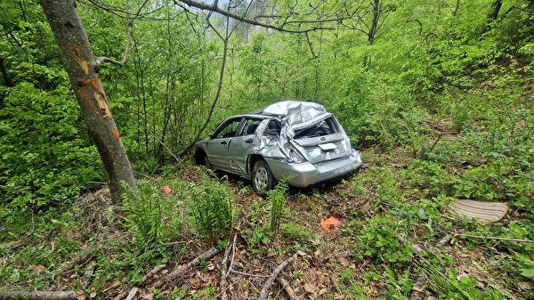 Haldenstein: Zwei Personen bei Selbstunfall verletzt