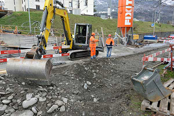 Bauarbeiten / Installationsplatz / Benützung der Fahrbahn oder des Trottoirs