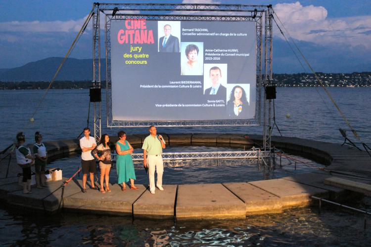 Proclamation du résultat des concours par le jury composé de 4 membres.